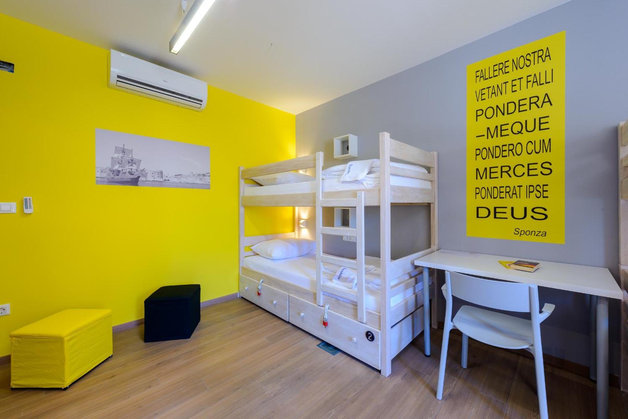 Hostel Euroadria Дубровник Номер фото
